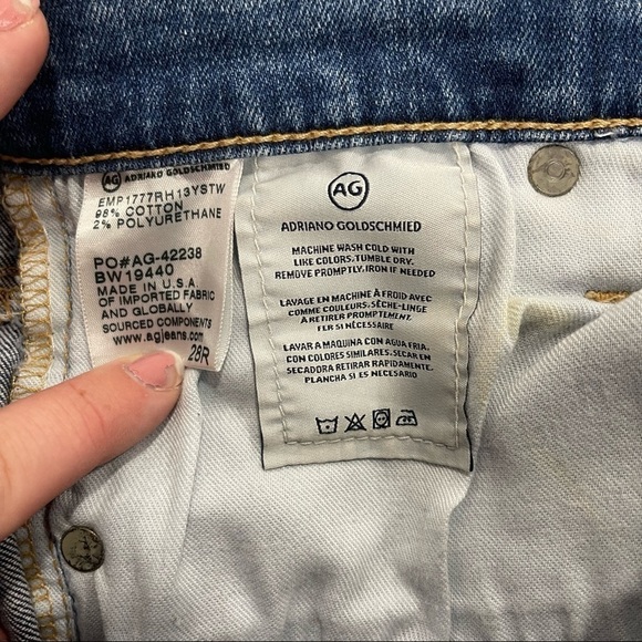 AG The Farrah Skinny Ankle High-Rise Jeans Blown Out Knee Raw Hem Size 28R - Picture 9 of 10